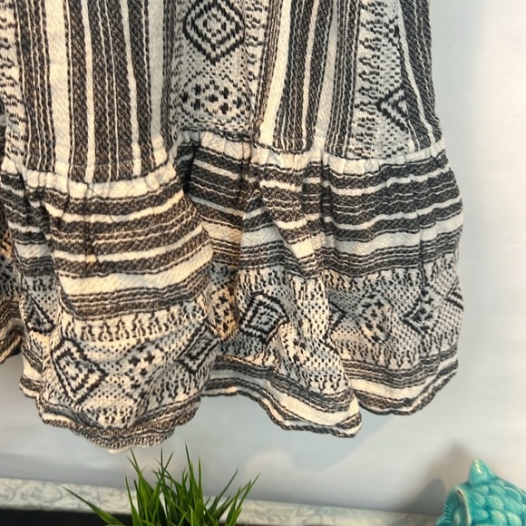 Elan Aztec Printed Sleeveless Dress - Picture 4 of 5